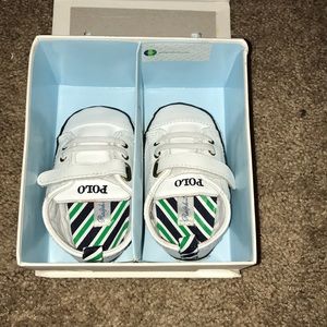 Baby shoes